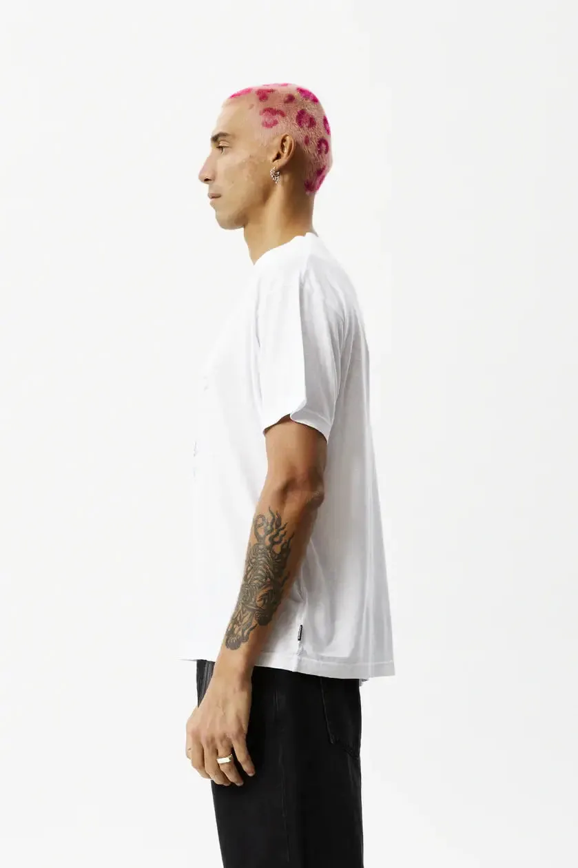 Afends waterfall hemp regular fit tee - white