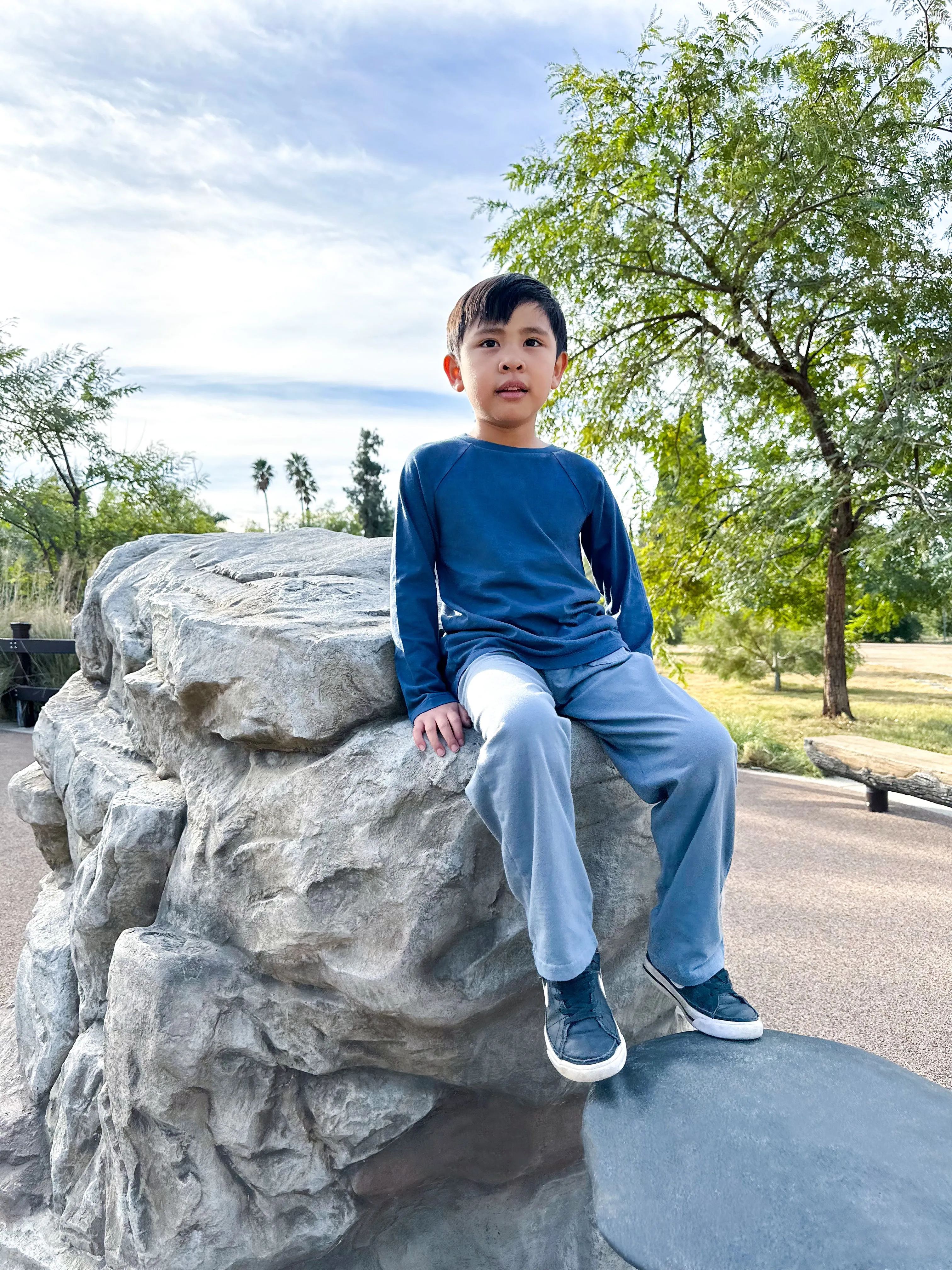 Boys Super-Soft 100% Organic Cotton Raglan Long Sleeve Tee | Midnight